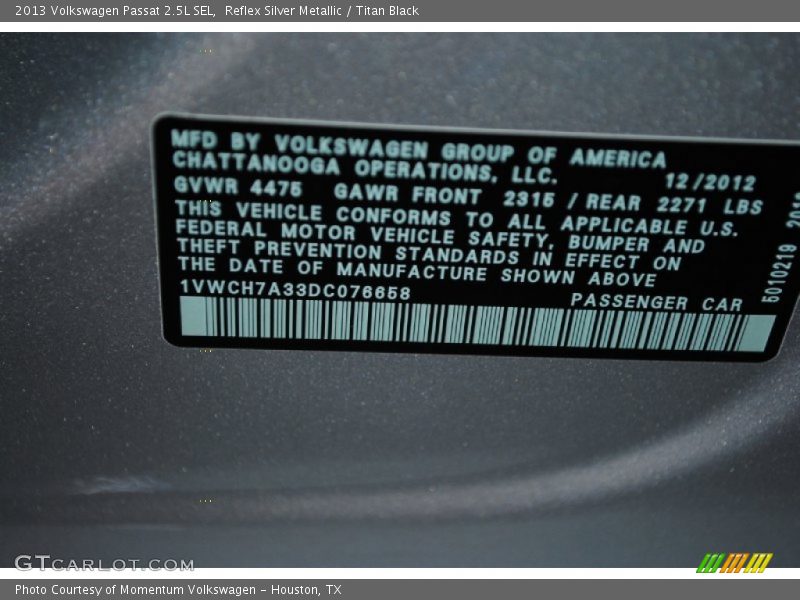 Reflex Silver Metallic / Titan Black 2013 Volkswagen Passat 2.5L SEL