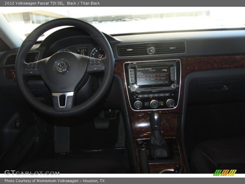 Black / Titan Black 2013 Volkswagen Passat TDI SEL