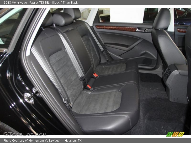 Black / Titan Black 2013 Volkswagen Passat TDI SEL
