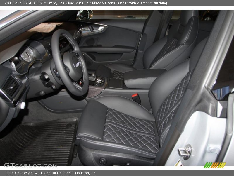 Front Seat of 2013 S7 4.0 TFSI quattro