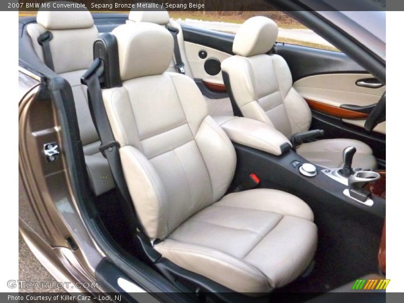 Front Seat of 2007 M6 Convertible