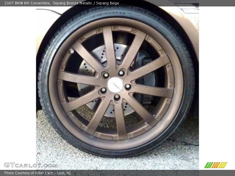 Custom Wheels of 2007 M6 Convertible