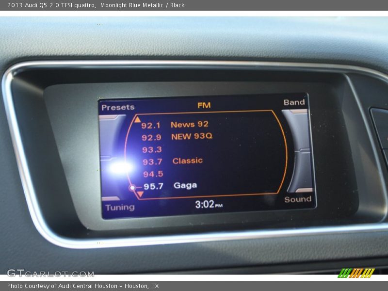 Moonlight Blue Metallic / Black 2013 Audi Q5 2.0 TFSI quattro