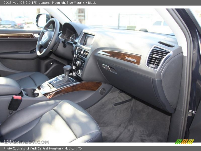 Moonlight Blue Metallic / Black 2013 Audi Q5 2.0 TFSI quattro