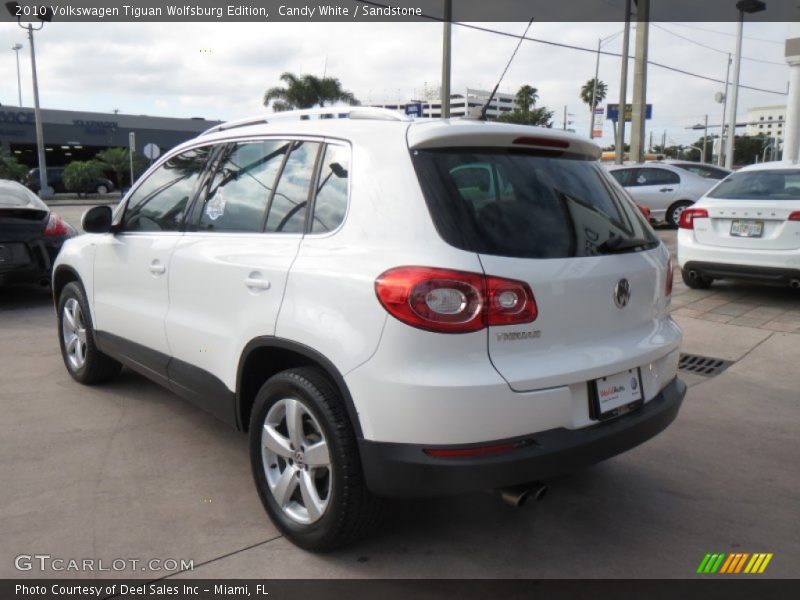 Candy White / Sandstone 2010 Volkswagen Tiguan Wolfsburg Edition