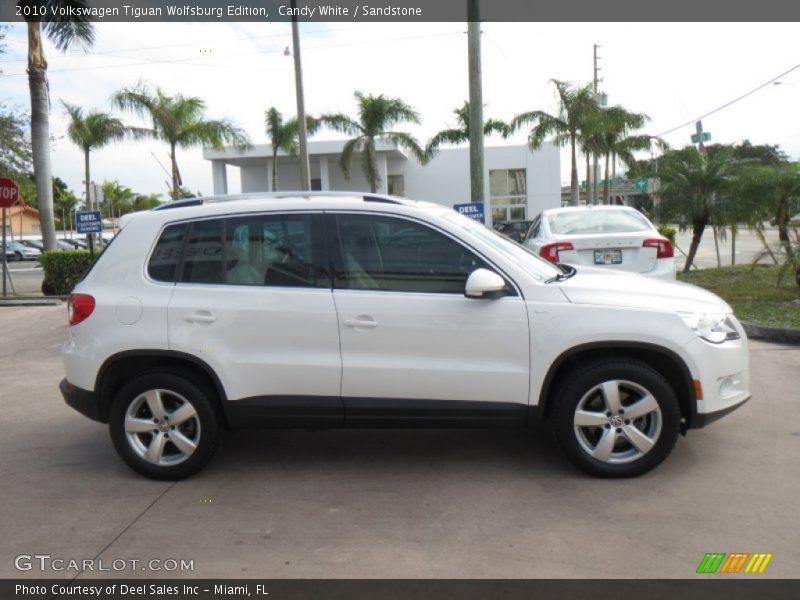 Candy White / Sandstone 2010 Volkswagen Tiguan Wolfsburg Edition