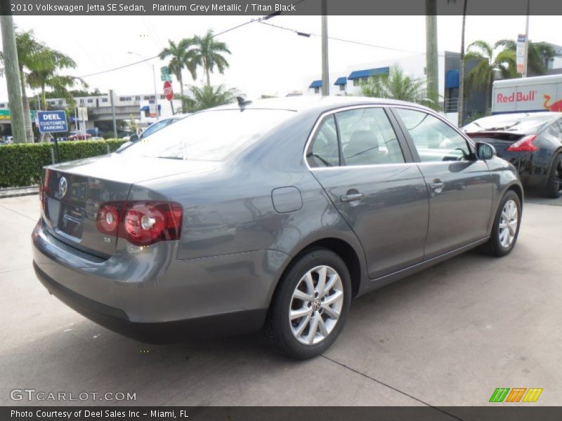Platinum Grey Metallic / Titan Black 2010 Volkswagen Jetta SE Sedan