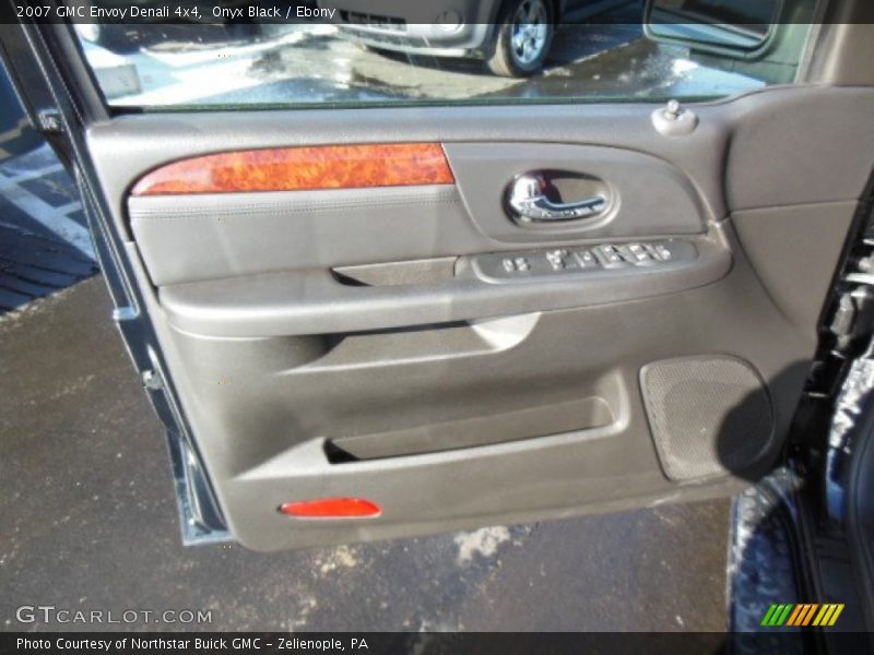 Onyx Black / Ebony 2007 GMC Envoy Denali 4x4