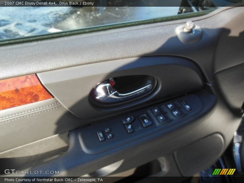 Onyx Black / Ebony 2007 GMC Envoy Denali 4x4