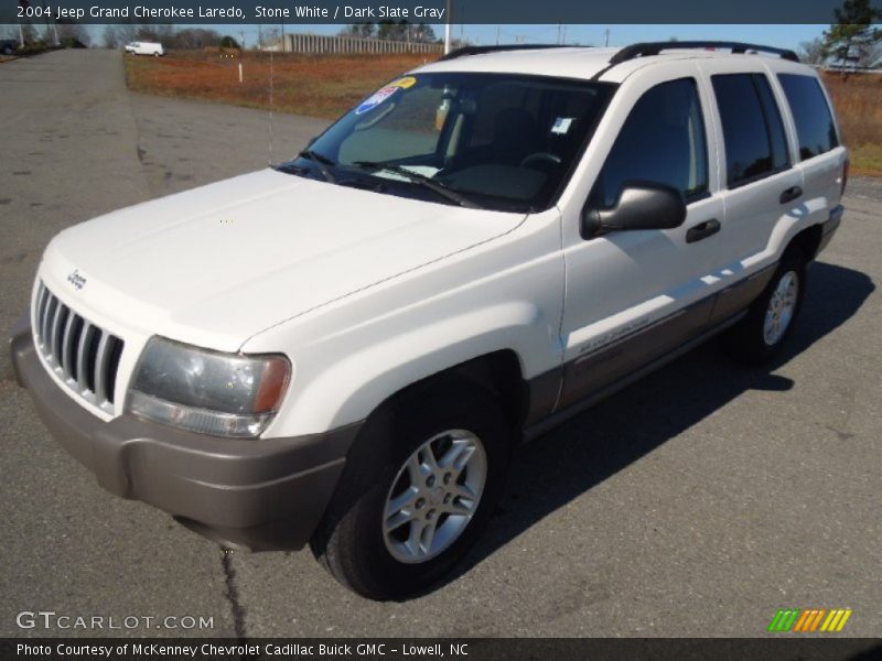 Stone White / Dark Slate Gray 2004 Jeep Grand Cherokee Laredo