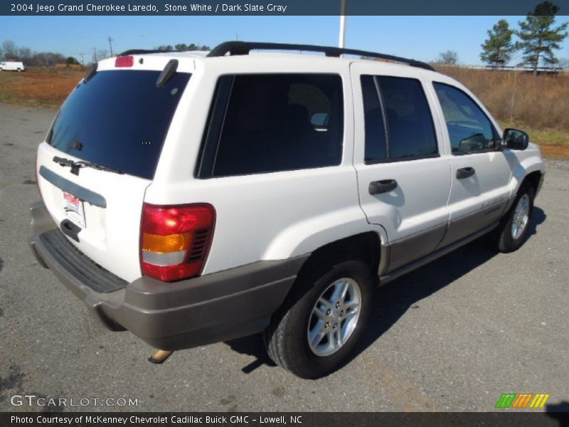 Stone White / Dark Slate Gray 2004 Jeep Grand Cherokee Laredo