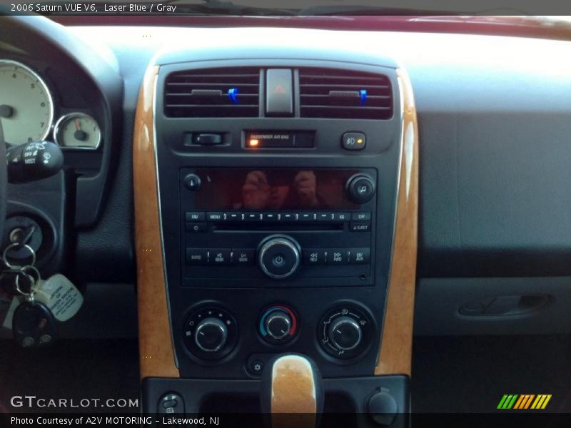 Laser Blue / Gray 2006 Saturn VUE V6