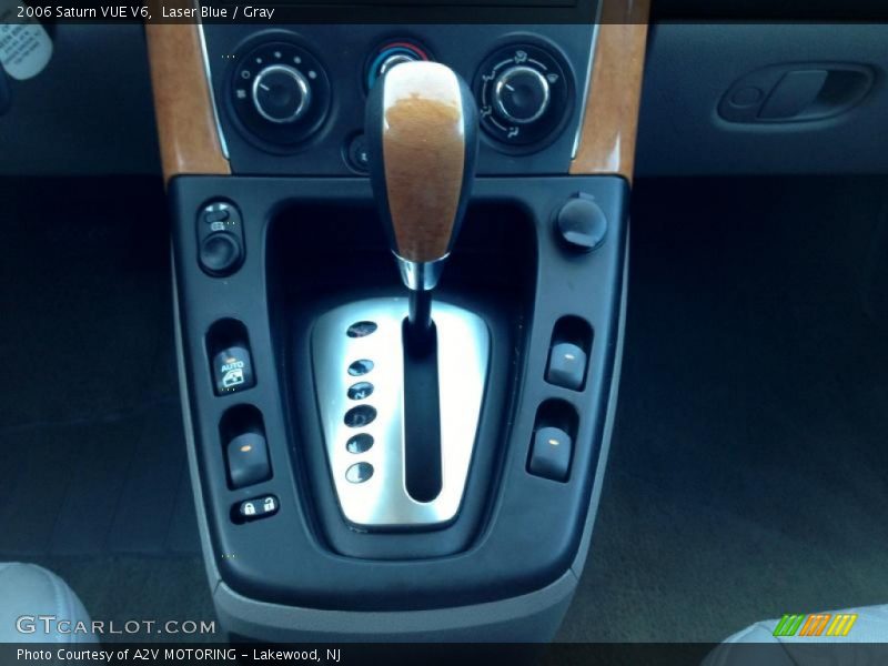Laser Blue / Gray 2006 Saturn VUE V6