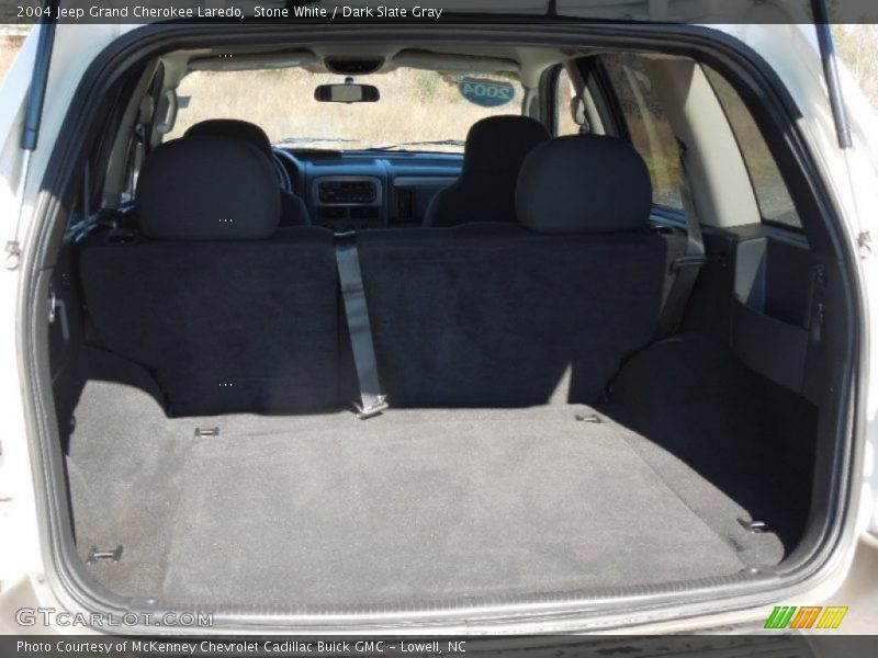 Stone White / Dark Slate Gray 2004 Jeep Grand Cherokee Laredo