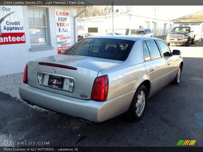 Light Platinum / Dark Gray 2004 Cadillac DeVille DTS