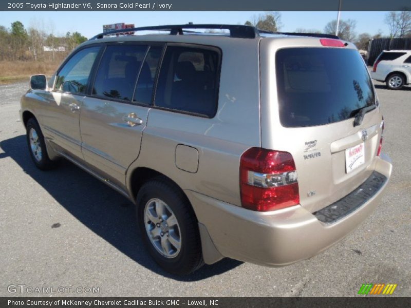 Sonora Gold Pearl / Ivory 2005 Toyota Highlander V6