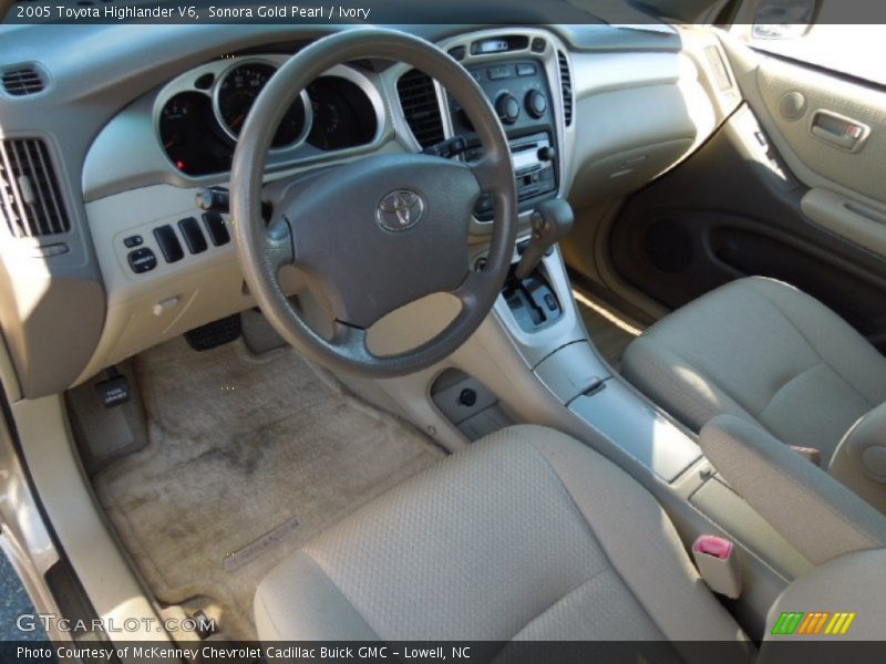 Sonora Gold Pearl / Ivory 2005 Toyota Highlander V6