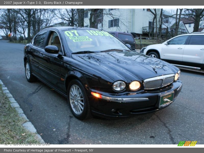 Ebony Black / Champagne 2007 Jaguar X-Type 3.0