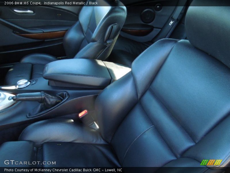 Indianapolis Red Metallic / Black 2006 BMW M6 Coupe