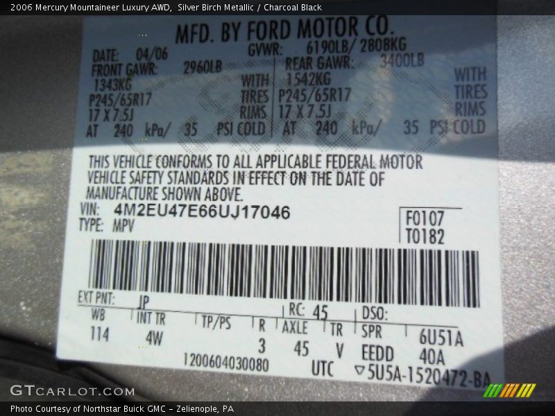 Silver Birch Metallic / Charcoal Black 2006 Mercury Mountaineer Luxury AWD