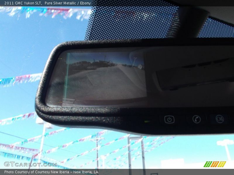 Pure Silver Metallic / Ebony 2011 GMC Yukon SLT