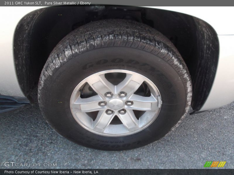 Pure Silver Metallic / Ebony 2011 GMC Yukon SLT