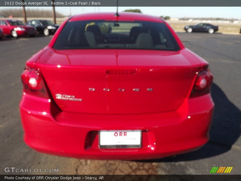 Redline 2-Coat Pearl / Black 2013 Dodge Avenger SE