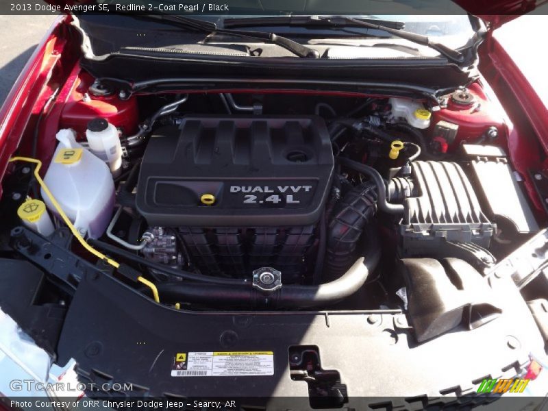 Redline 2-Coat Pearl / Black 2013 Dodge Avenger SE