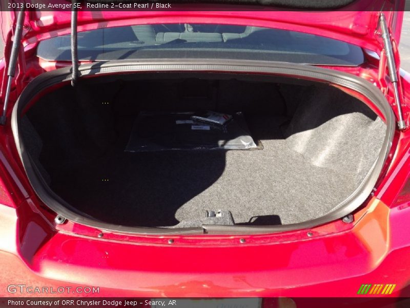 Redline 2-Coat Pearl / Black 2013 Dodge Avenger SE