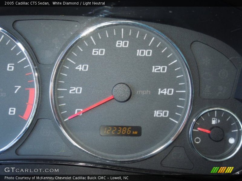 White Diamond / Light Neutral 2005 Cadillac CTS Sedan