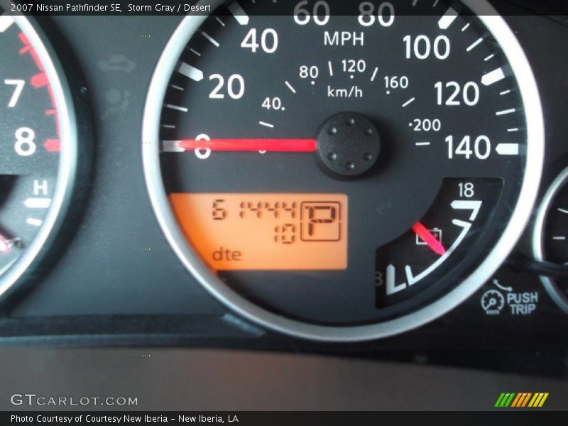 Storm Gray / Desert 2007 Nissan Pathfinder SE