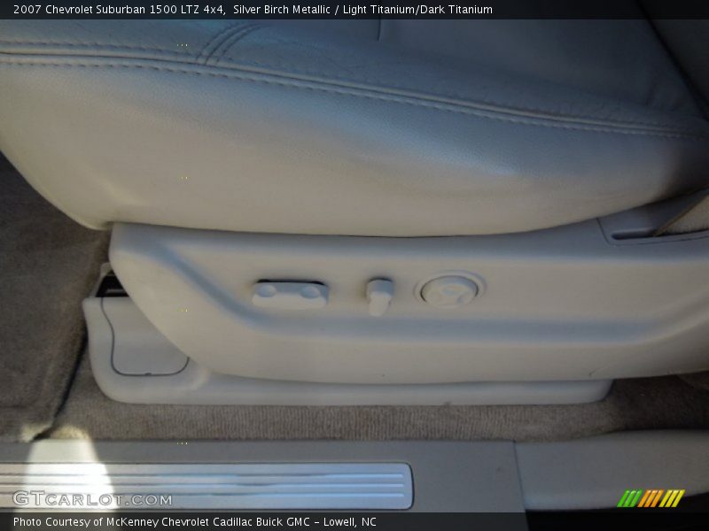 Silver Birch Metallic / Light Titanium/Dark Titanium 2007 Chevrolet Suburban 1500 LTZ 4x4