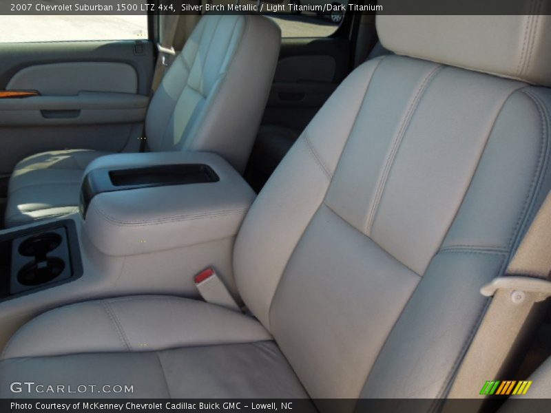 Silver Birch Metallic / Light Titanium/Dark Titanium 2007 Chevrolet Suburban 1500 LTZ 4x4
