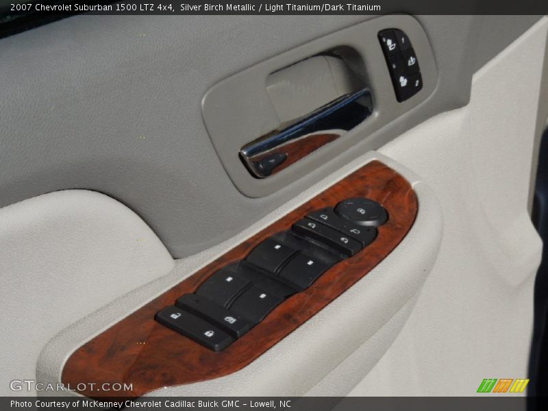 Silver Birch Metallic / Light Titanium/Dark Titanium 2007 Chevrolet Suburban 1500 LTZ 4x4