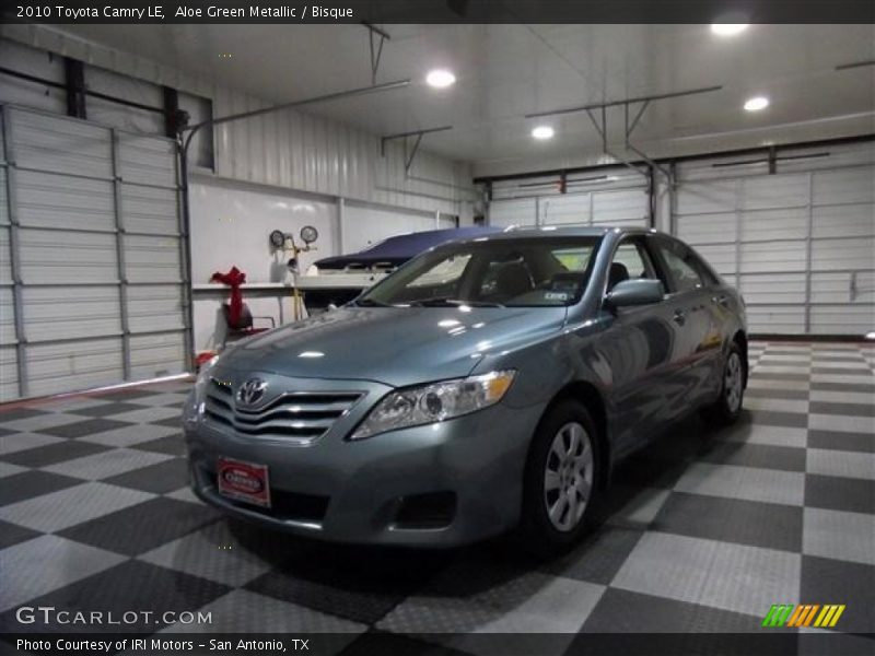 Aloe Green Metallic / Bisque 2010 Toyota Camry LE