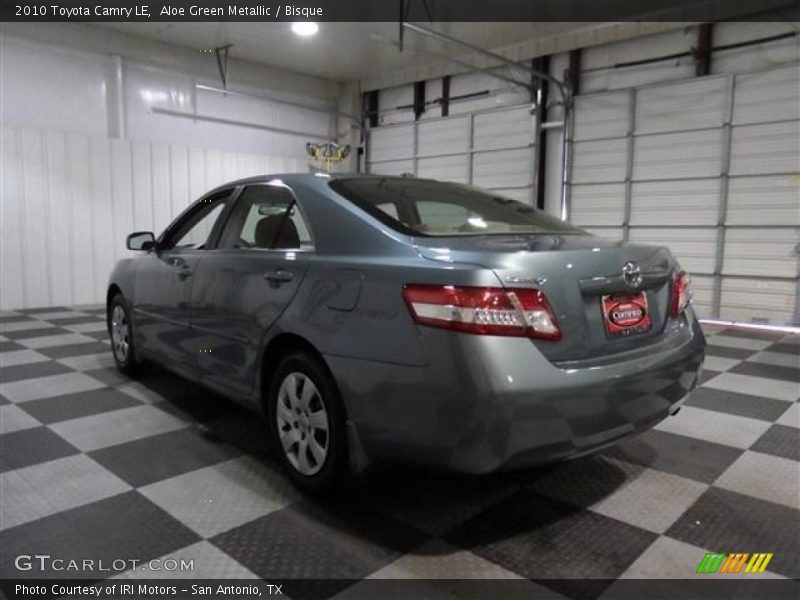 Aloe Green Metallic / Bisque 2010 Toyota Camry LE