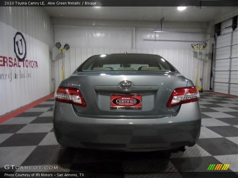 Aloe Green Metallic / Bisque 2010 Toyota Camry LE