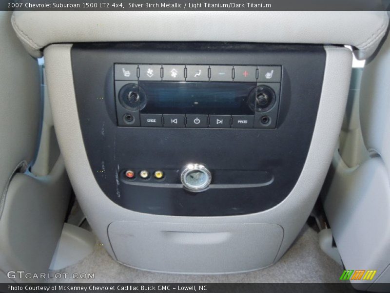 Silver Birch Metallic / Light Titanium/Dark Titanium 2007 Chevrolet Suburban 1500 LTZ 4x4