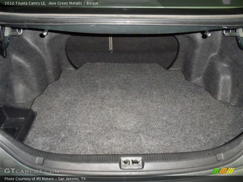 Aloe Green Metallic / Bisque 2010 Toyota Camry LE
