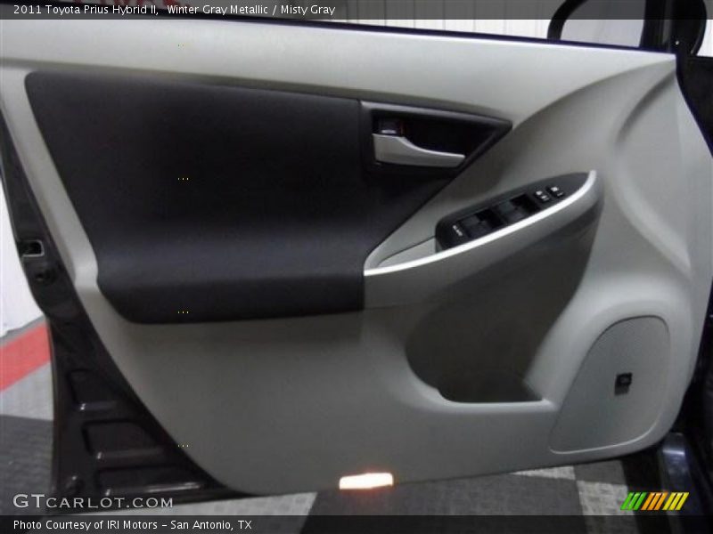 Winter Gray Metallic / Misty Gray 2011 Toyota Prius Hybrid II