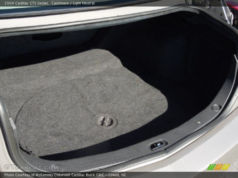 Cashmere / Light Neutral 2004 Cadillac CTS Sedan