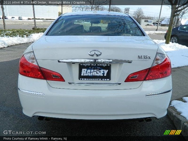 Moonlight White / Graphite 2010 Infiniti M 35x AWD Sedan
