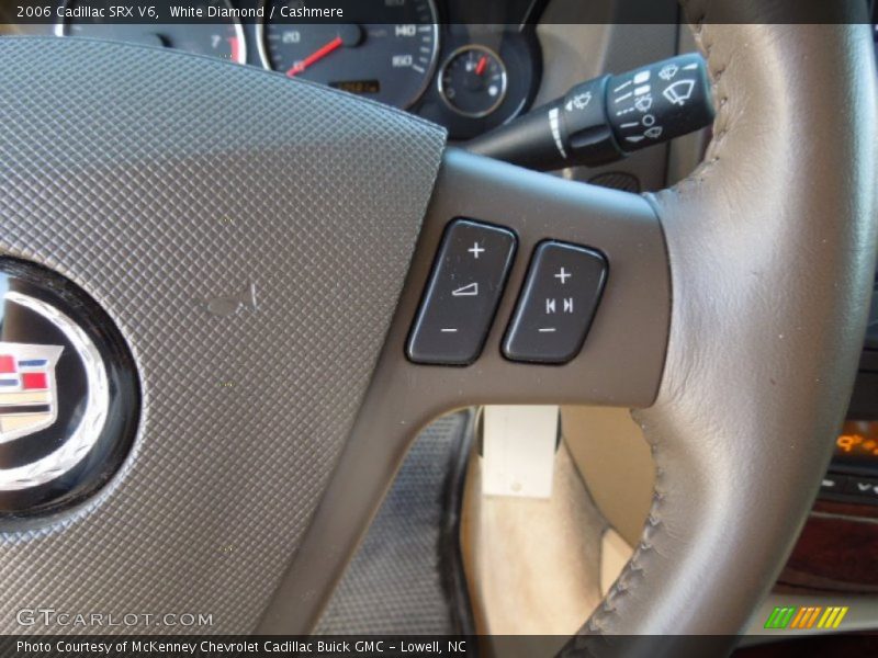 Controls of 2006 SRX V6