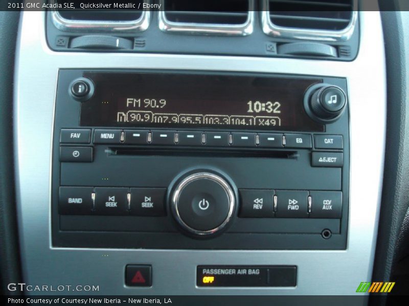 Quicksilver Metallic / Ebony 2011 GMC Acadia SLE