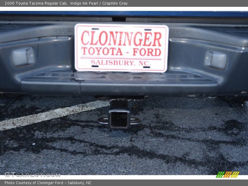 Indigo Ink Pearl / Graphite Gray 2006 Toyota Tacoma Regular Cab