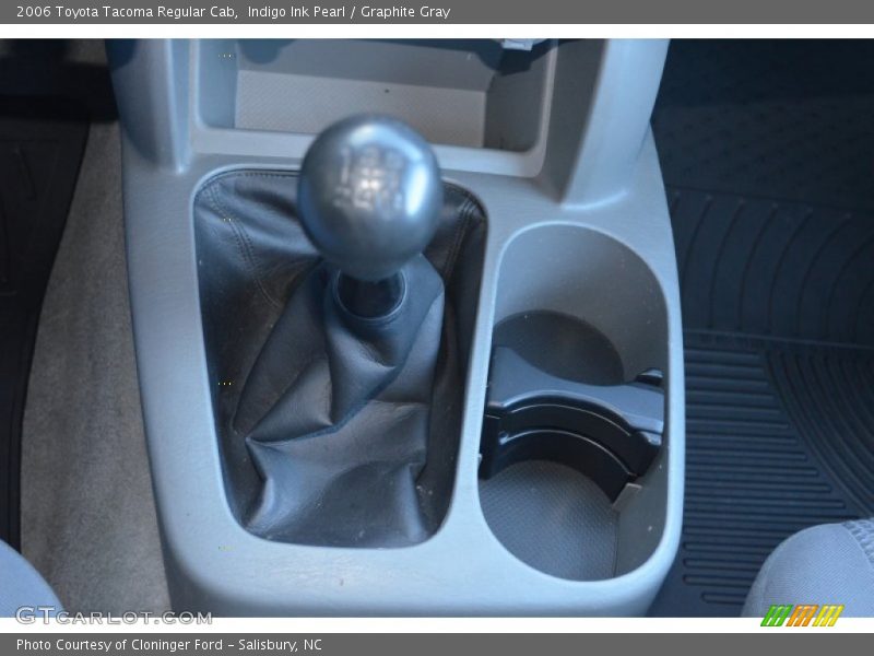 Indigo Ink Pearl / Graphite Gray 2006 Toyota Tacoma Regular Cab