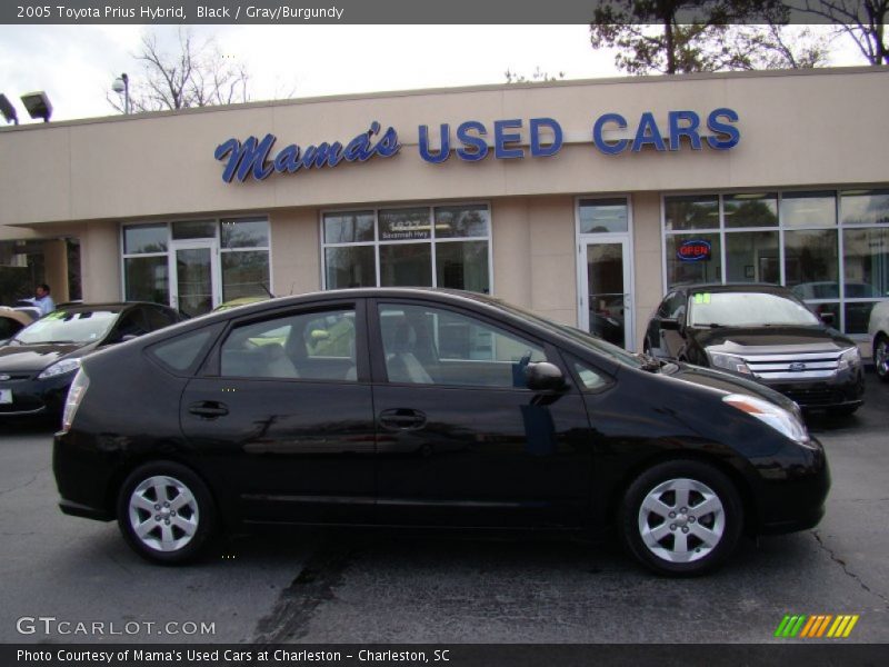 Black / Gray/Burgundy 2005 Toyota Prius Hybrid