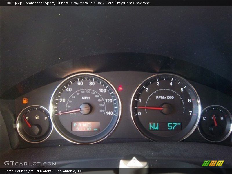 Mineral Gray Metallic / Dark Slate Gray/Light Graystone 2007 Jeep Commander Sport