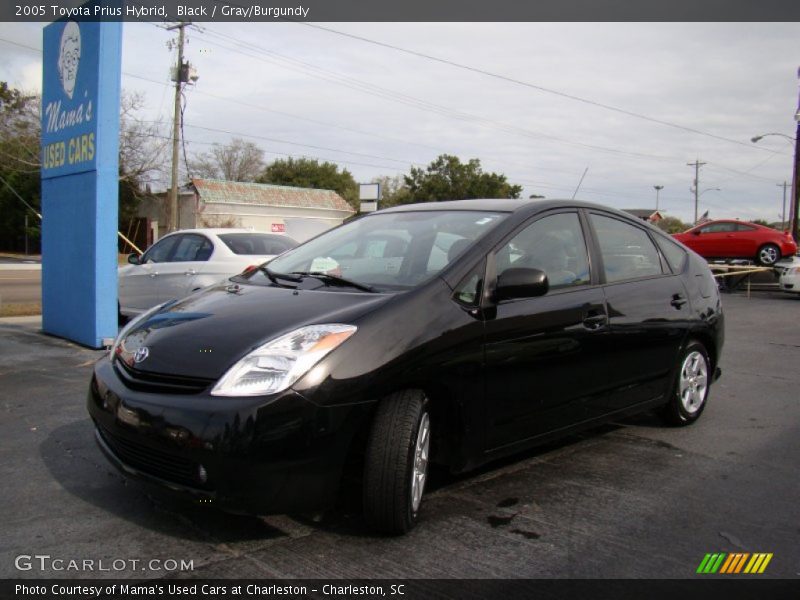 Black / Gray/Burgundy 2005 Toyota Prius Hybrid