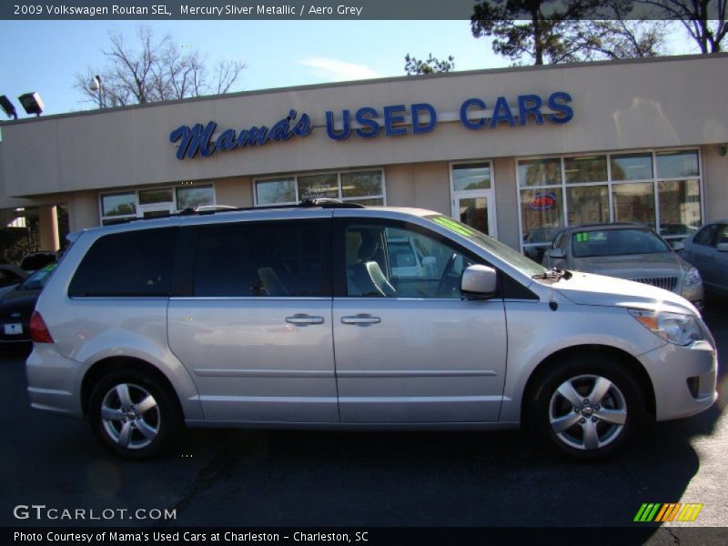 Mercury Sliver Metallic / Aero Grey 2009 Volkswagen Routan SEL